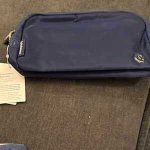 lululemon athletica Everywhere Belt Bag - Navy